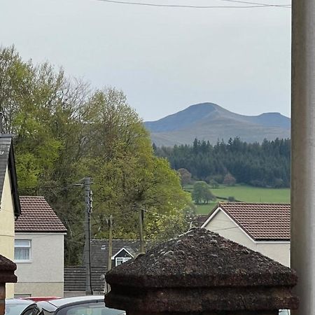Brecon Town 3 Bedroom House Sleeps 6 Central Location Luaran gambar