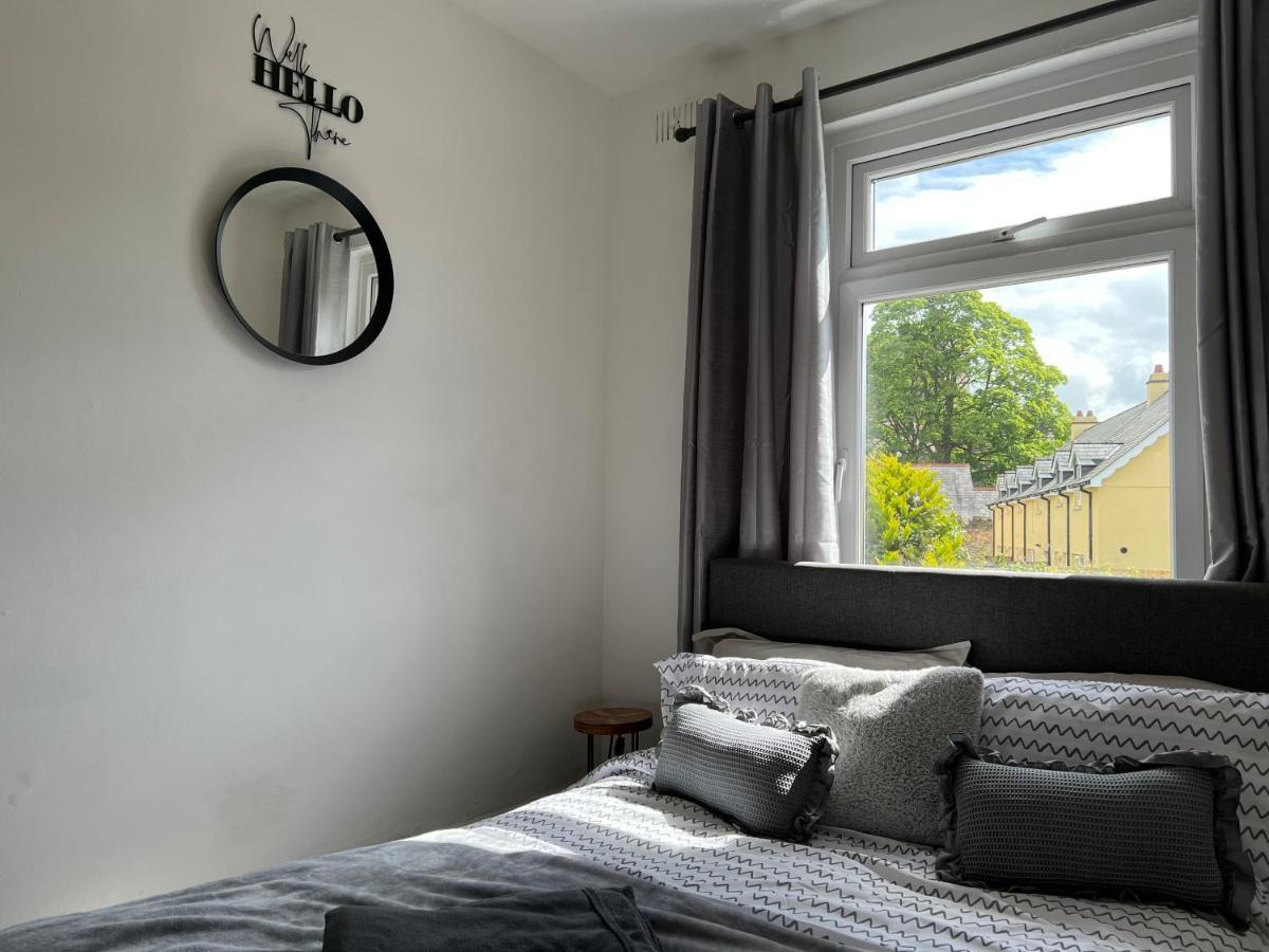 Brecon Town 3 Bedroom House Sleeps 6 Central Location Luaran gambar